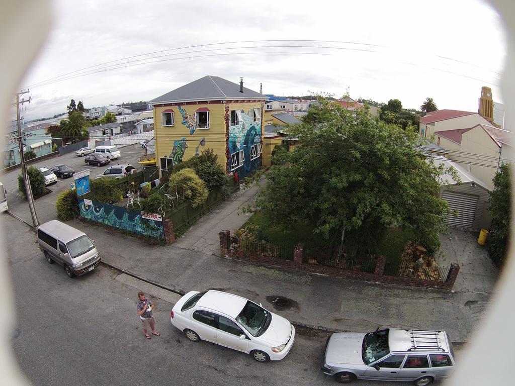 Bazil'S Backpackers Bbh Hostel & Surf School Westport Εξωτερικό φωτογραφία
