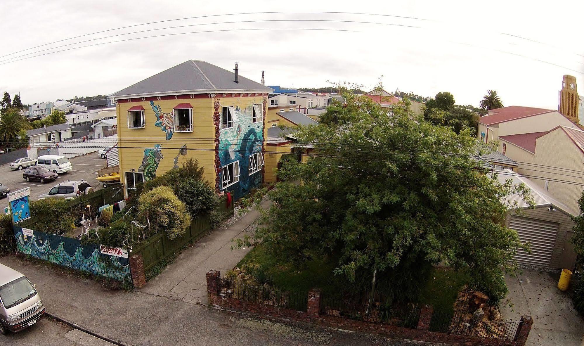 Bazil'S Backpackers Bbh Hostel & Surf School Westport Εξωτερικό φωτογραφία